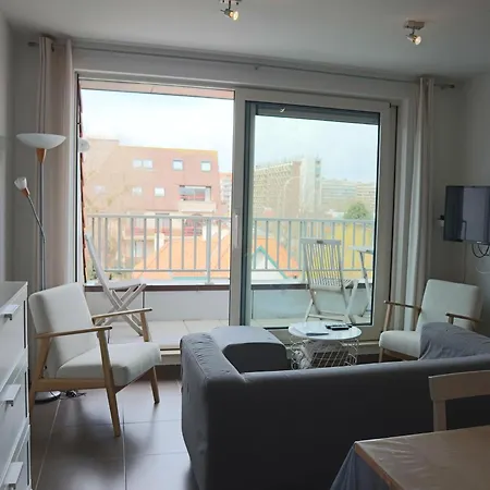In Near Sandy Beaches, Cleaning Included Apartman Nieuwpoort