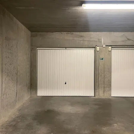 In Near Sandy Beaches, Cleaning Included * Nieuwpoort